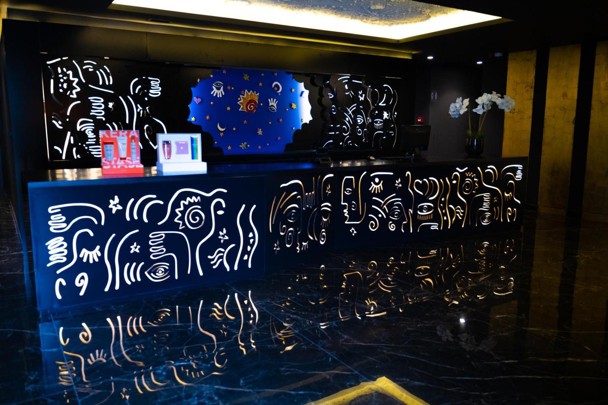 Arka Art Hotel Tirana Exteriör bild The lobby of the hotel